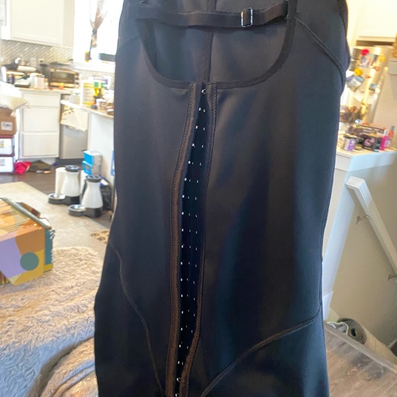 Compression garments - Picture 4 of 9